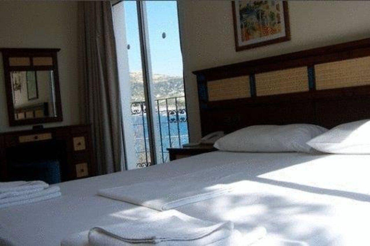 Foca Yali Hotel Esterno foto